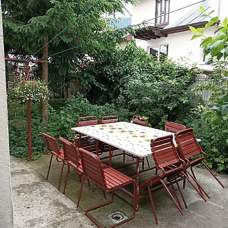 Guest house Casa Rodica Str. Clabucetului 28 *
